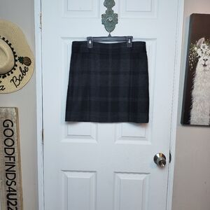 Banana Republic Black Plaid Pencil Skirt Wool Blend Size 8